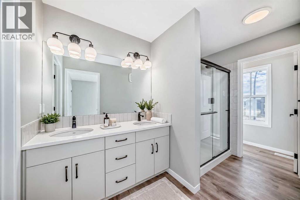 130 Bartlett Row SE — photo 8