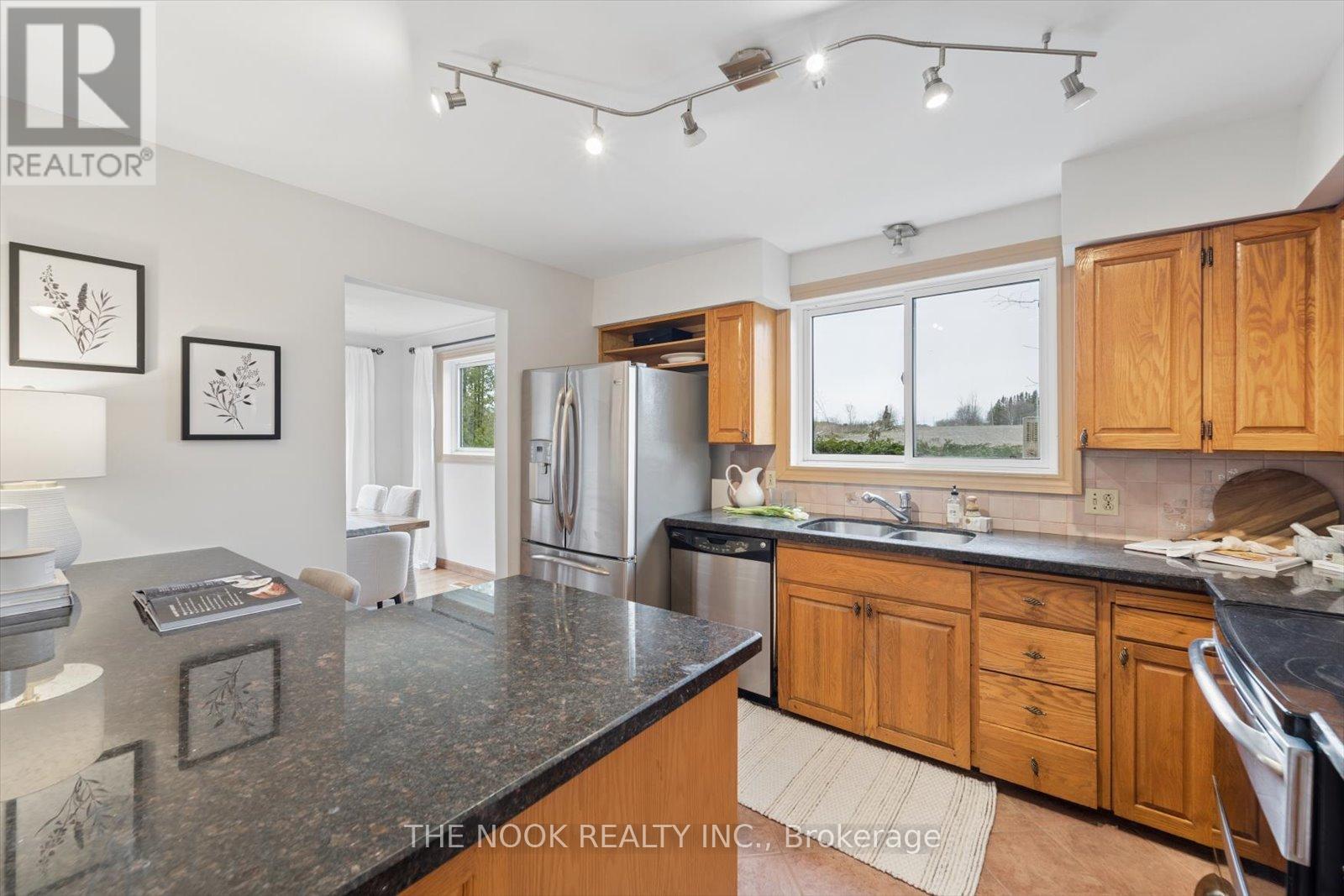 4680 ANDERSON STREET - 8