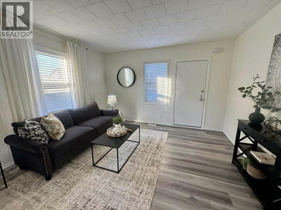 1651 8TH AVENUE, Prince George