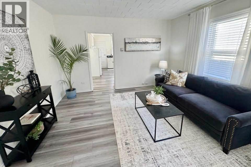1651 8TH AVENUE, Prince George