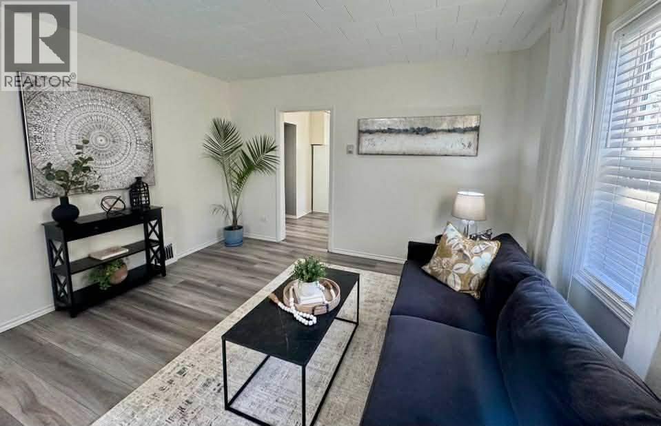 1651 8TH AVENUE, Prince George