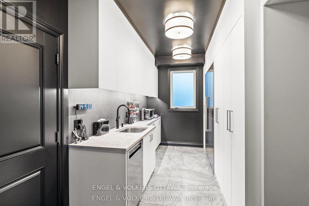 151 WINDING WAY - 24
