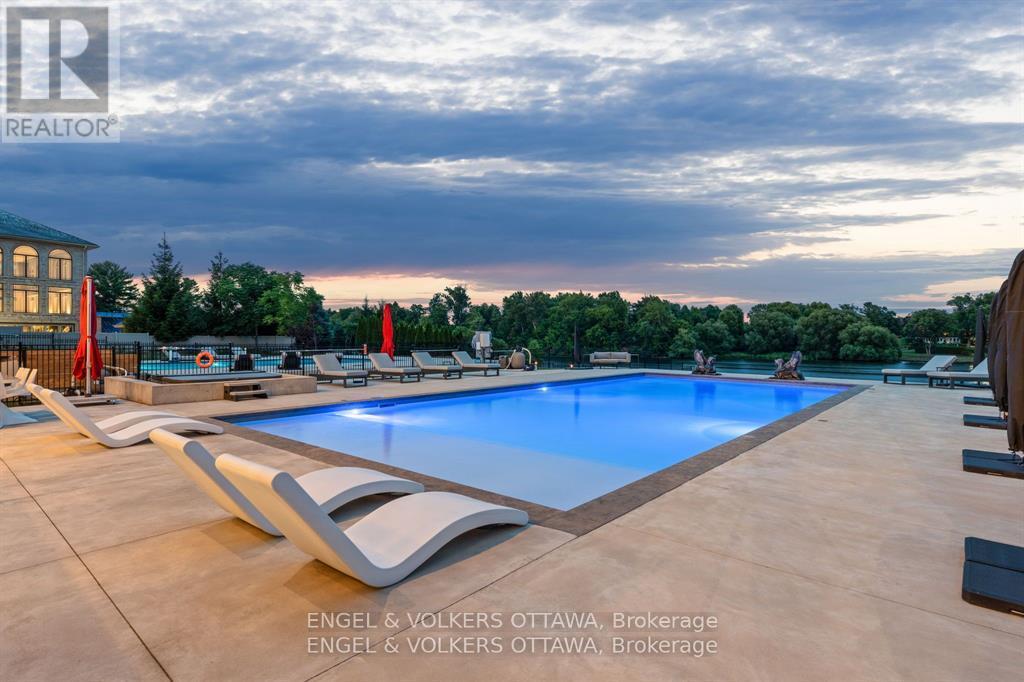 151 WINDING WAY - 40
