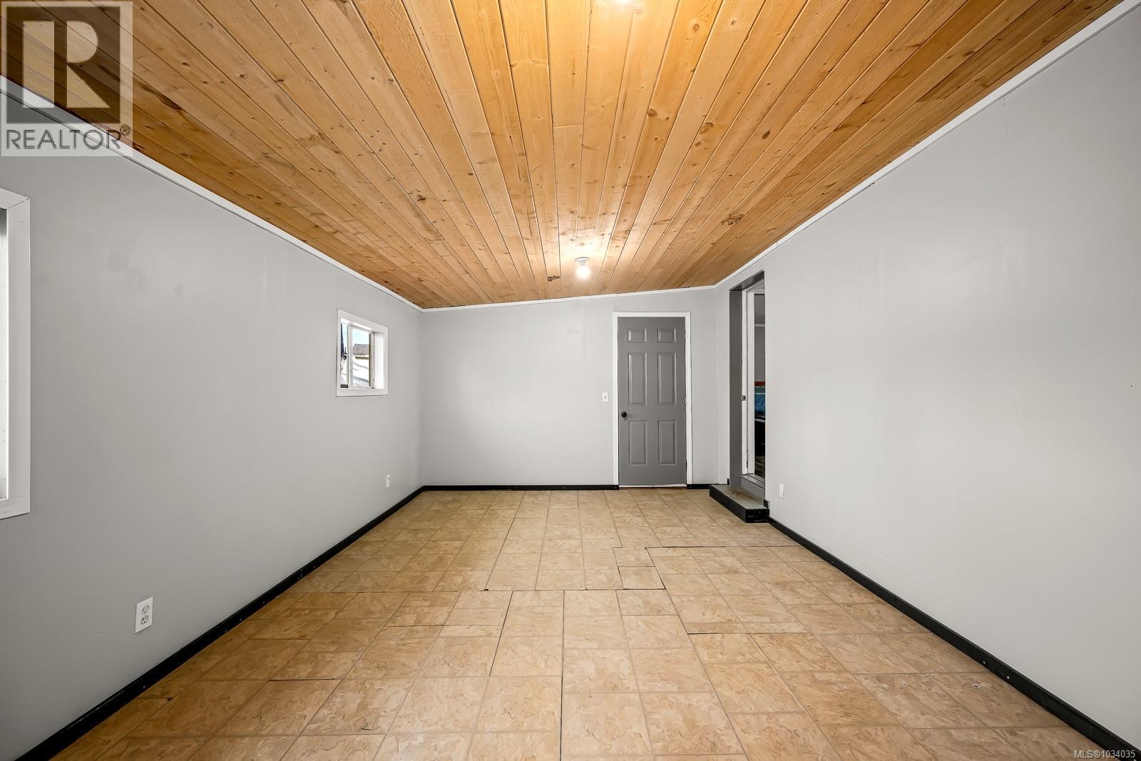 3378 Nikkei Pl, Cumberland