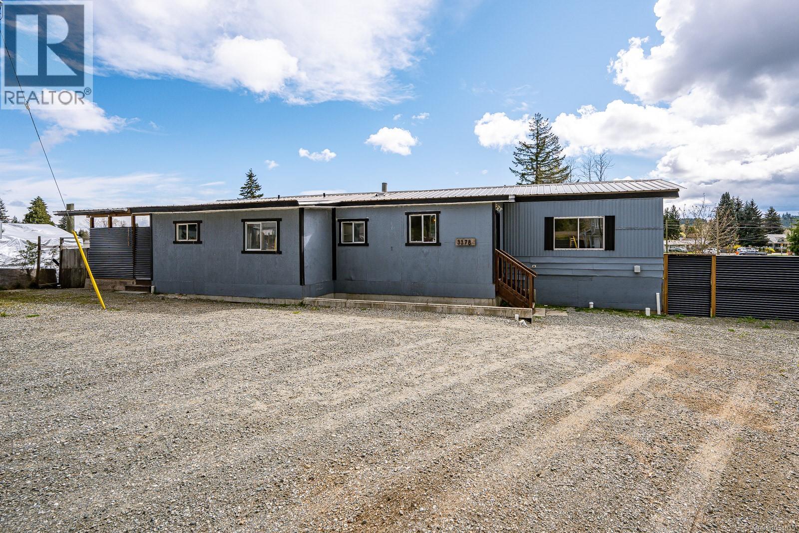 3378 Nikkei Pl, Cumberland