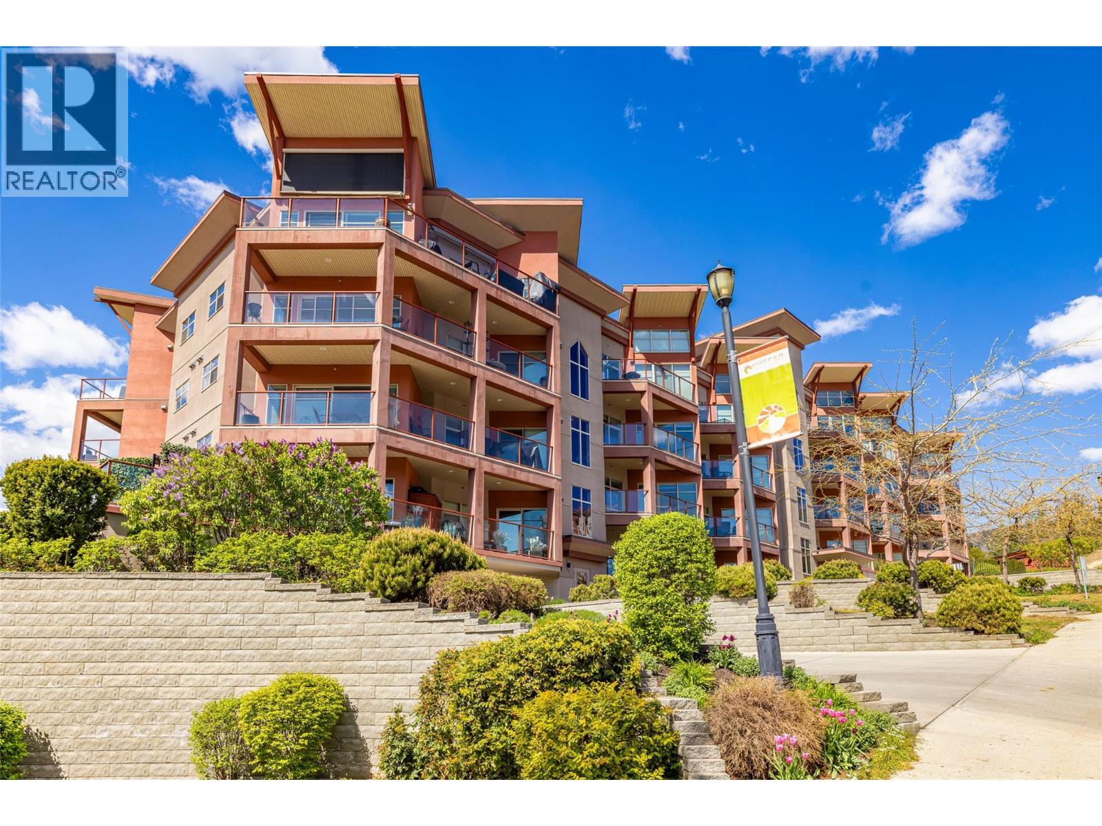 #205 3220 Skyview Lane - 1