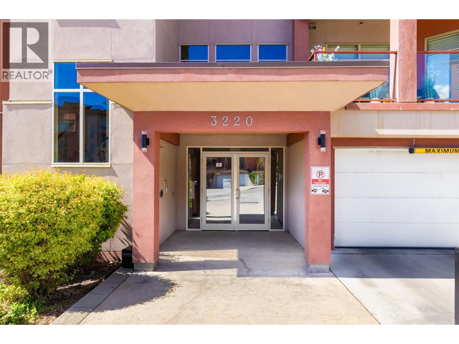 205 3220 Skyview Lane, Westbank