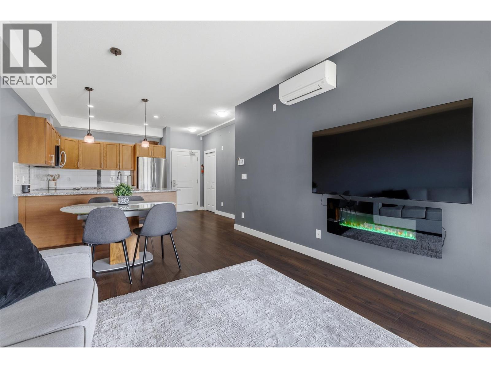 205 3220 Skyview Lane, Westbank