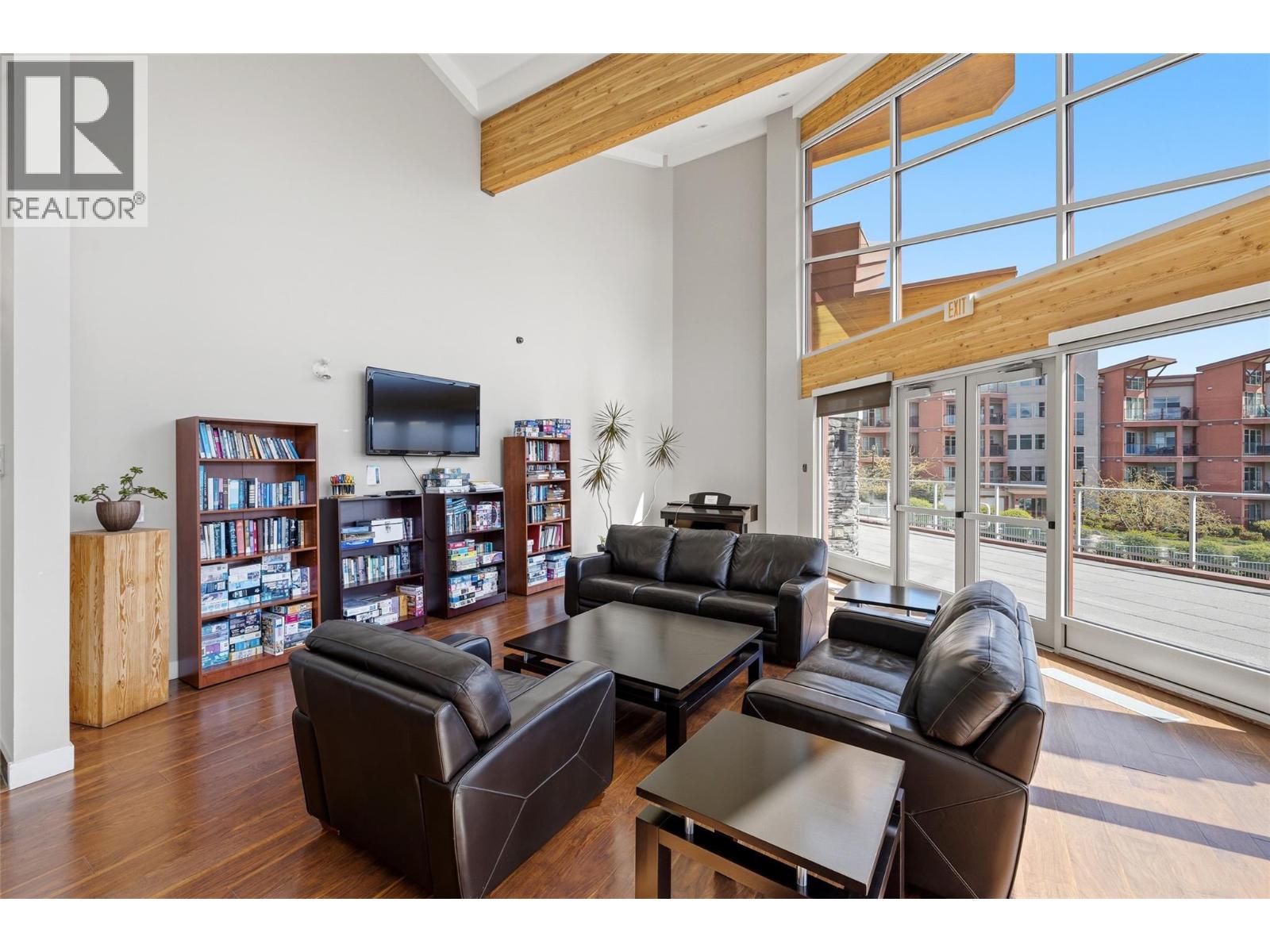 205 3220 Skyview Lane, Westbank