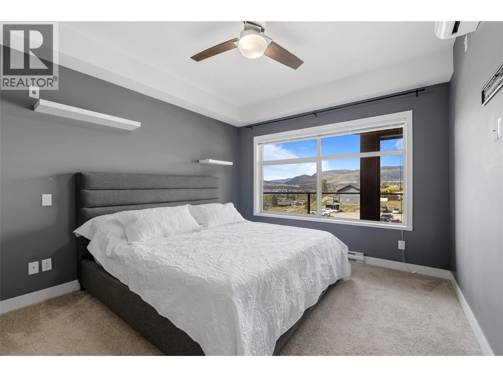 205 3220 Skyview Lane, Westbank