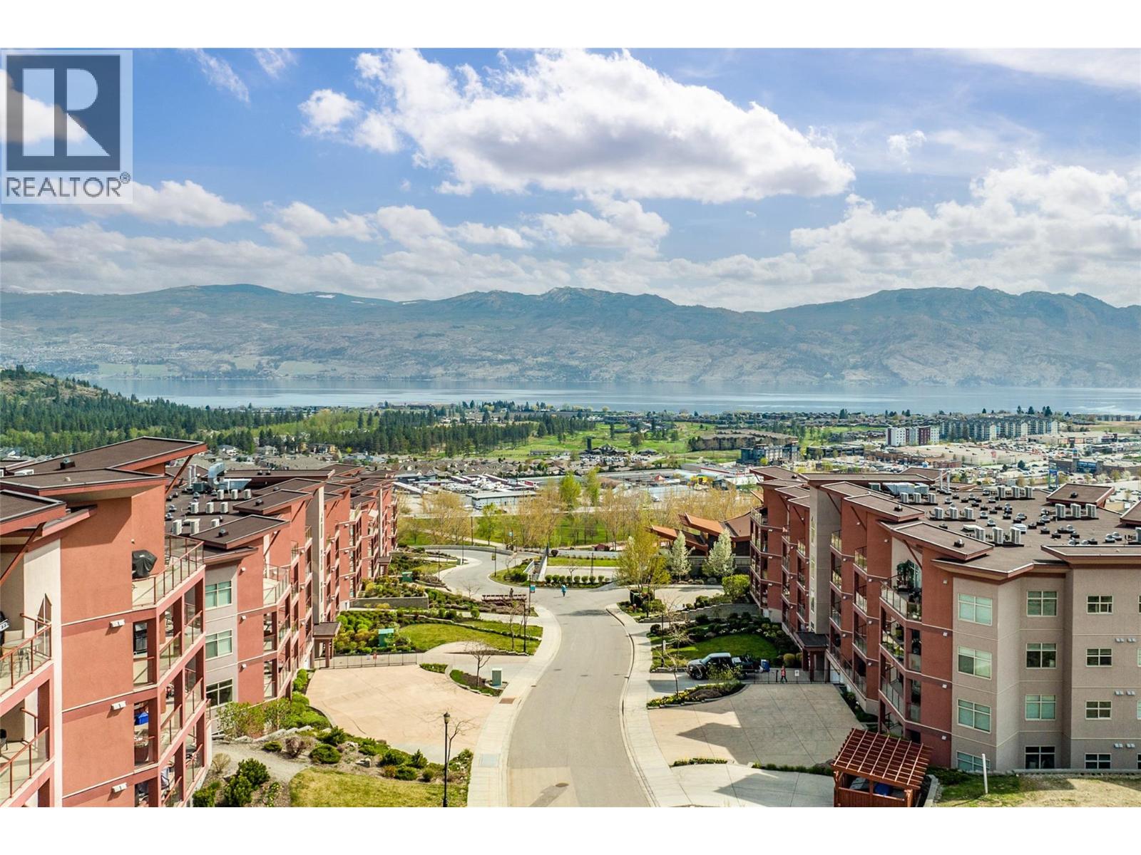 205 3220 Skyview Lane, Westbank