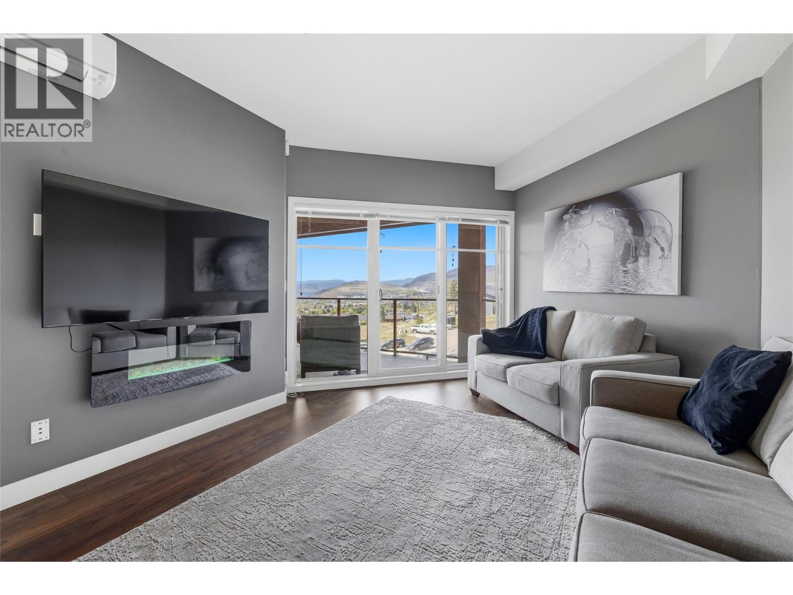 #205 3220 Skyview Lane - 17