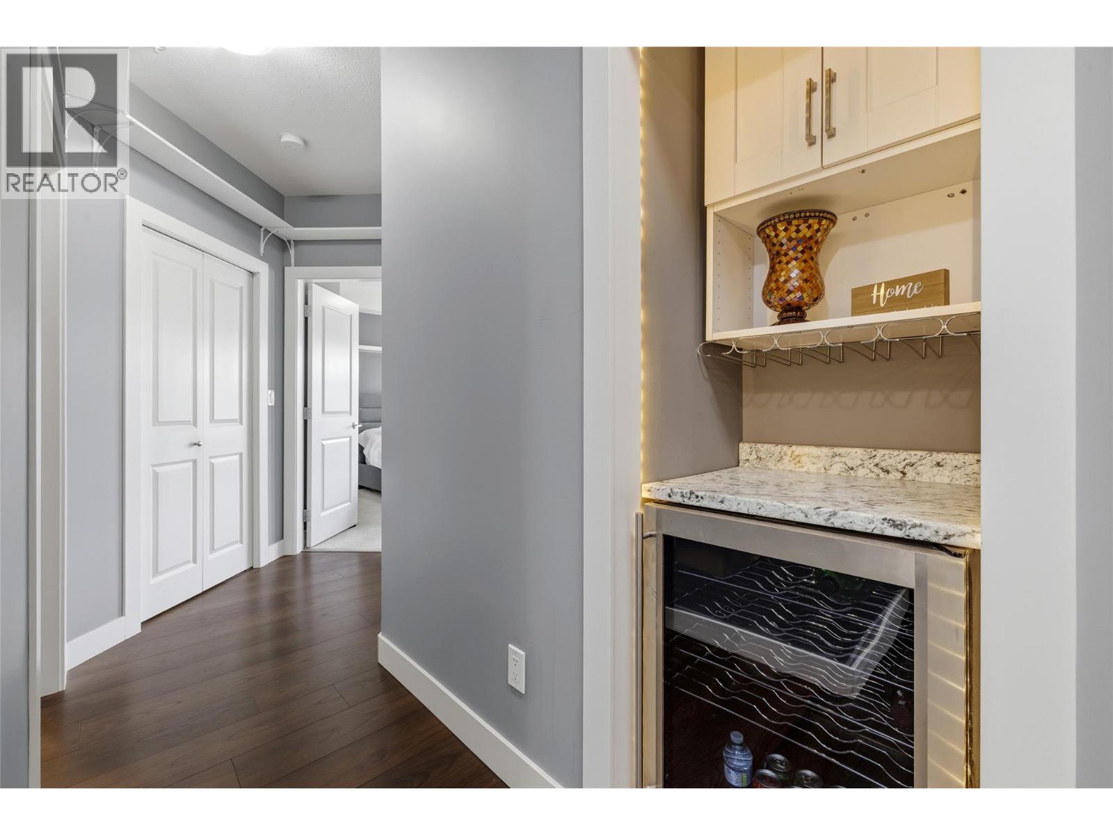 205 3220 Skyview Lane, Westbank