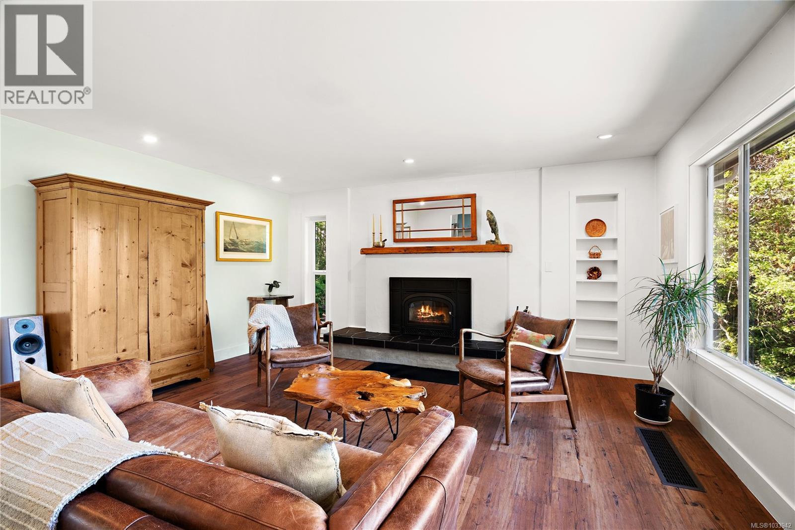 10851 Deep Cove Rd - 12
