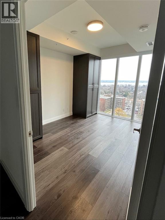 500 BROCK Avenue Unit# 1501, Burlington, Ontario, L7S0A5 — Photo 14