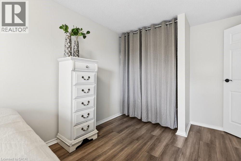 2233 MELISSA Crescent - 31