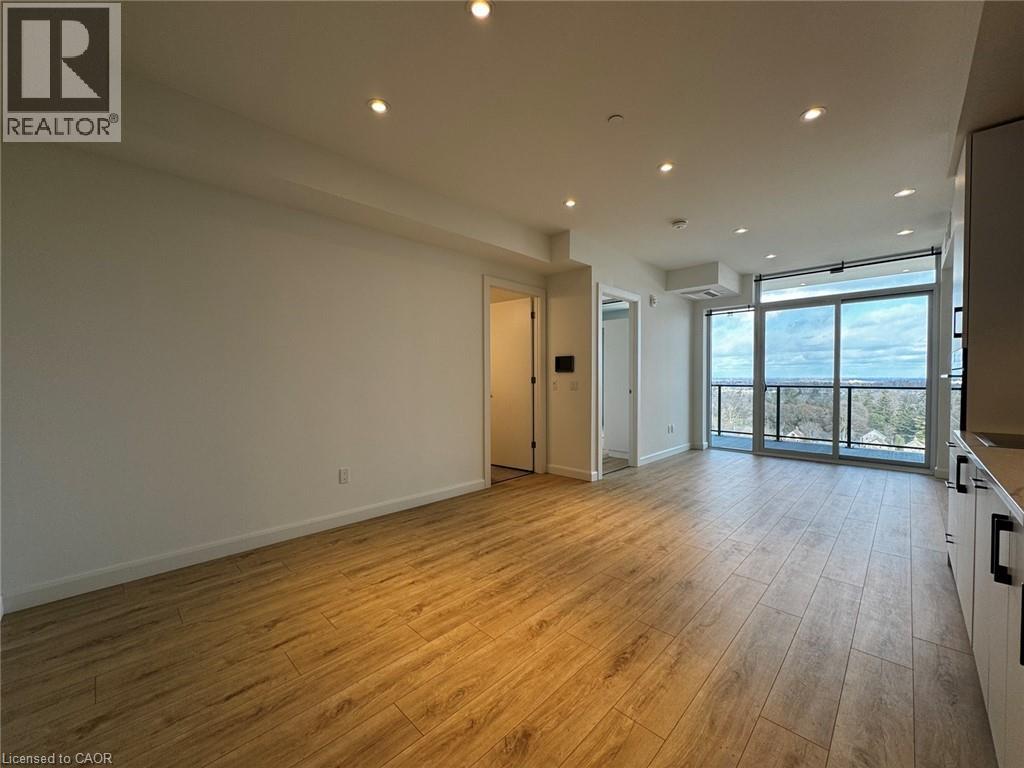 741 KING ST W REAR Unit# 903, Kitchener, Ontario, N2G1E5 — Photo 2