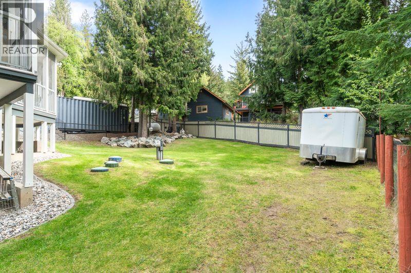 2696 Fraser Road - 17
