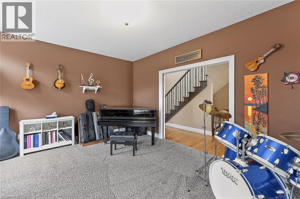 149 JUNO Crescent, Woodstock, Ontario, N4T0H6 — Photo 9
