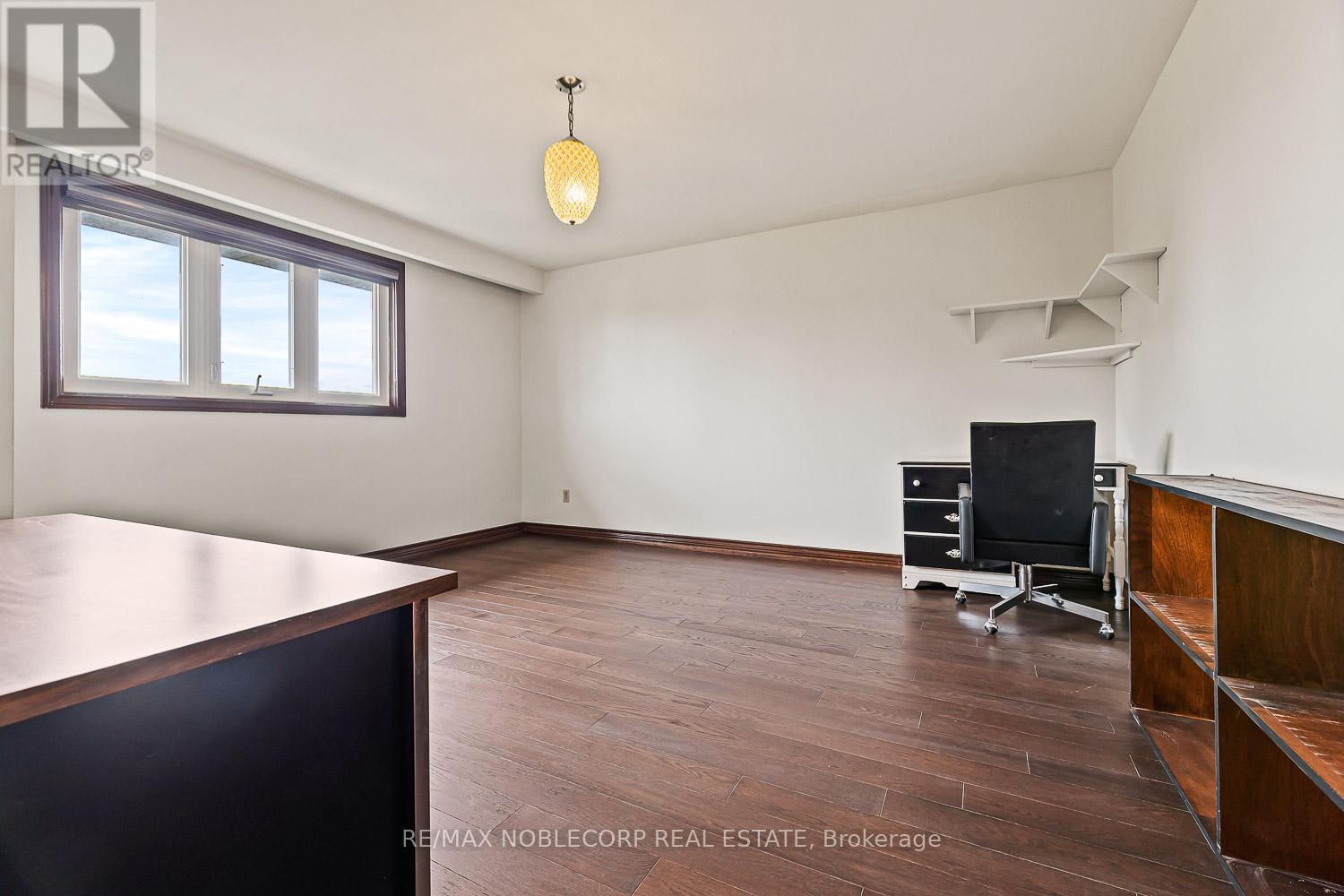 10201 CLARKWAY DRIVE - 19