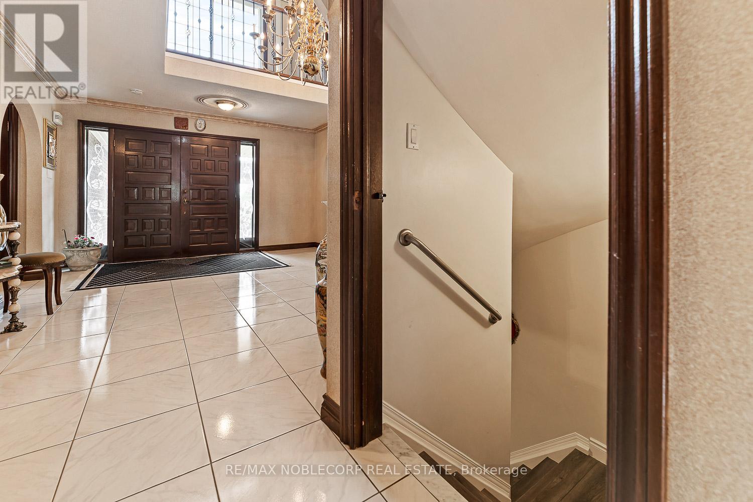 10201 CLARKWAY DRIVE - 24