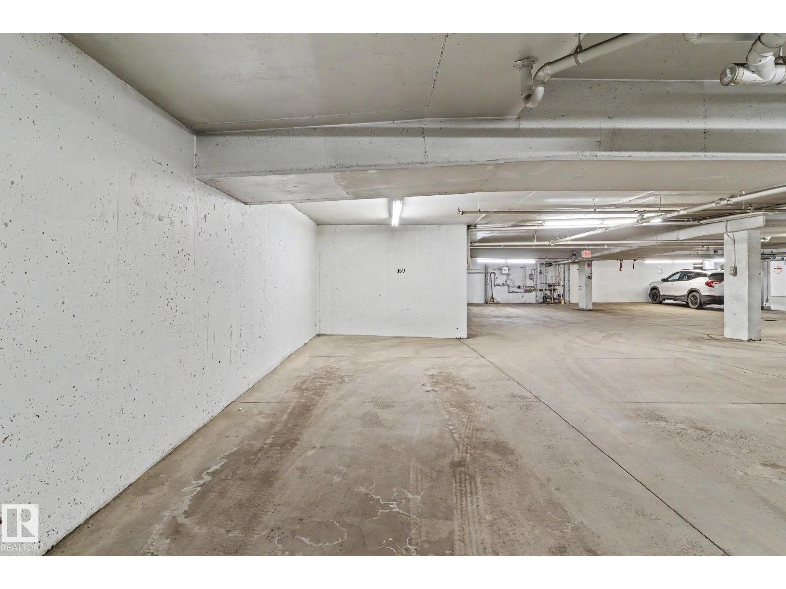 #315 10523 123 ST NW - 37