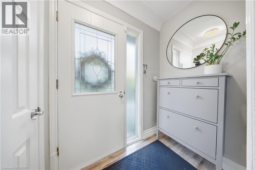 6092 CEDAR SPRINGS Road - 6