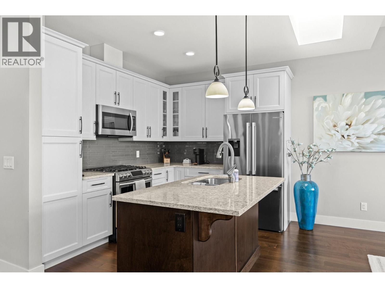  1595 Beach View Lane, West Kelowna