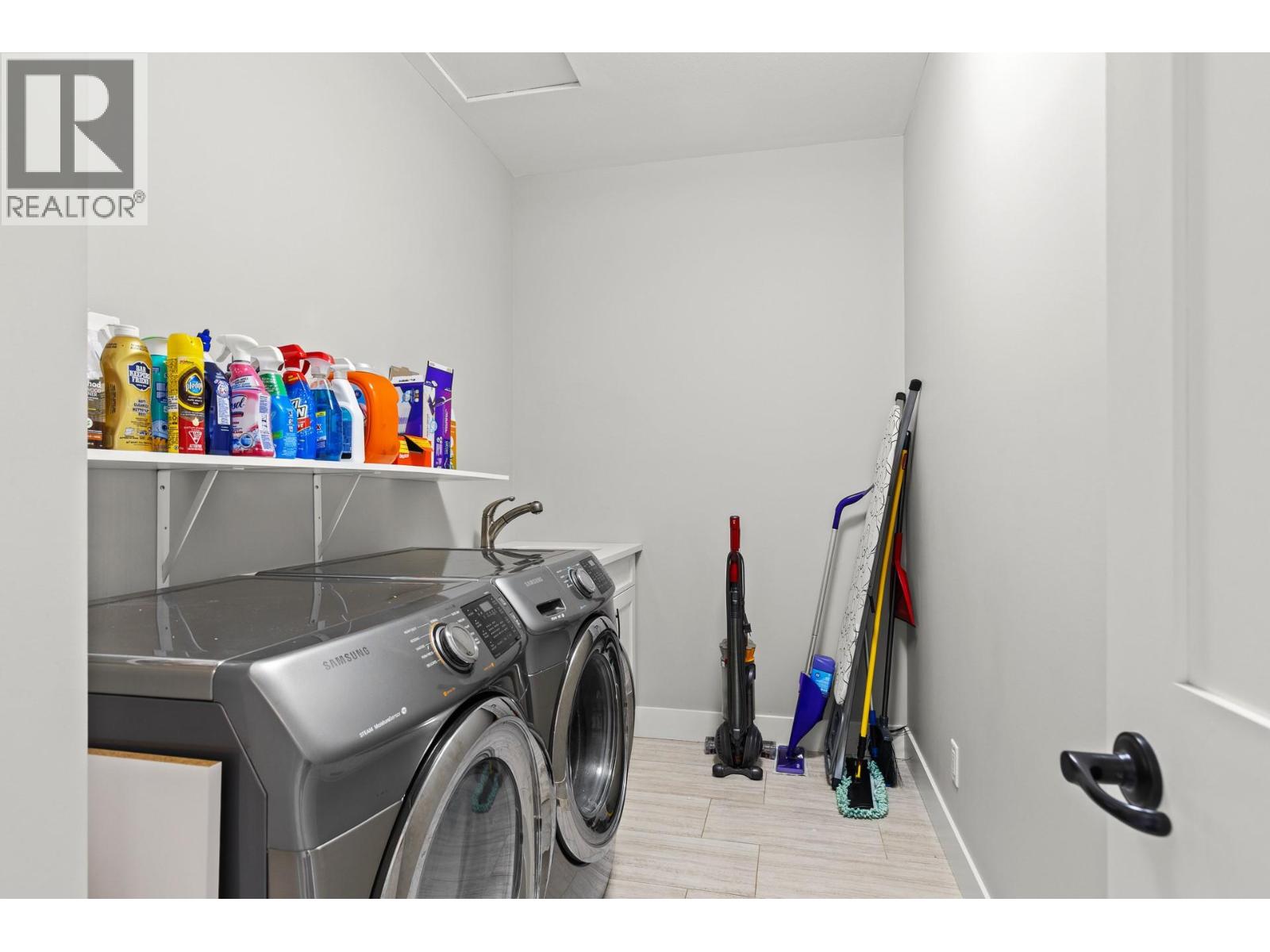  1595 Beach View Lane, West Kelowna