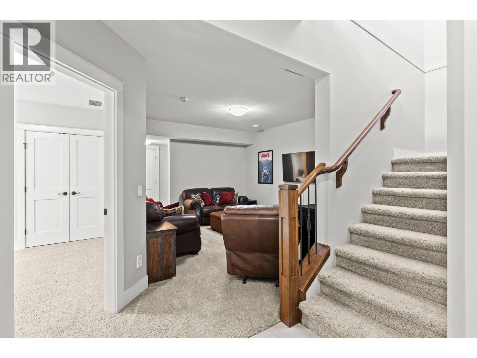  1595 Beach View Lane, West Kelowna