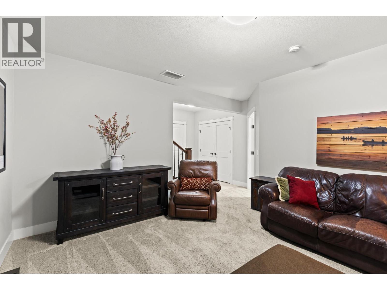  1595 Beach View Lane, West Kelowna