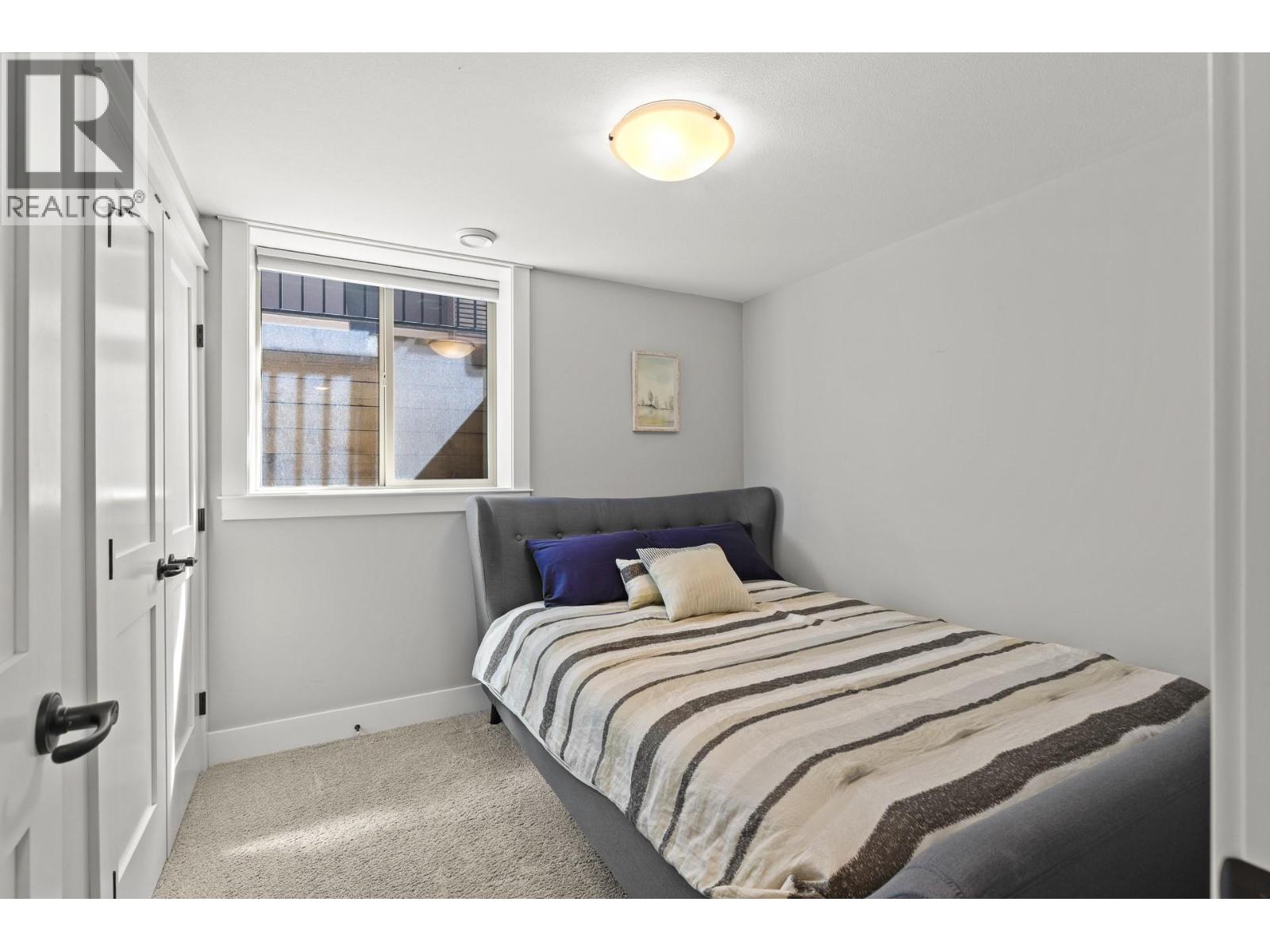  1595 Beach View Lane, West Kelowna