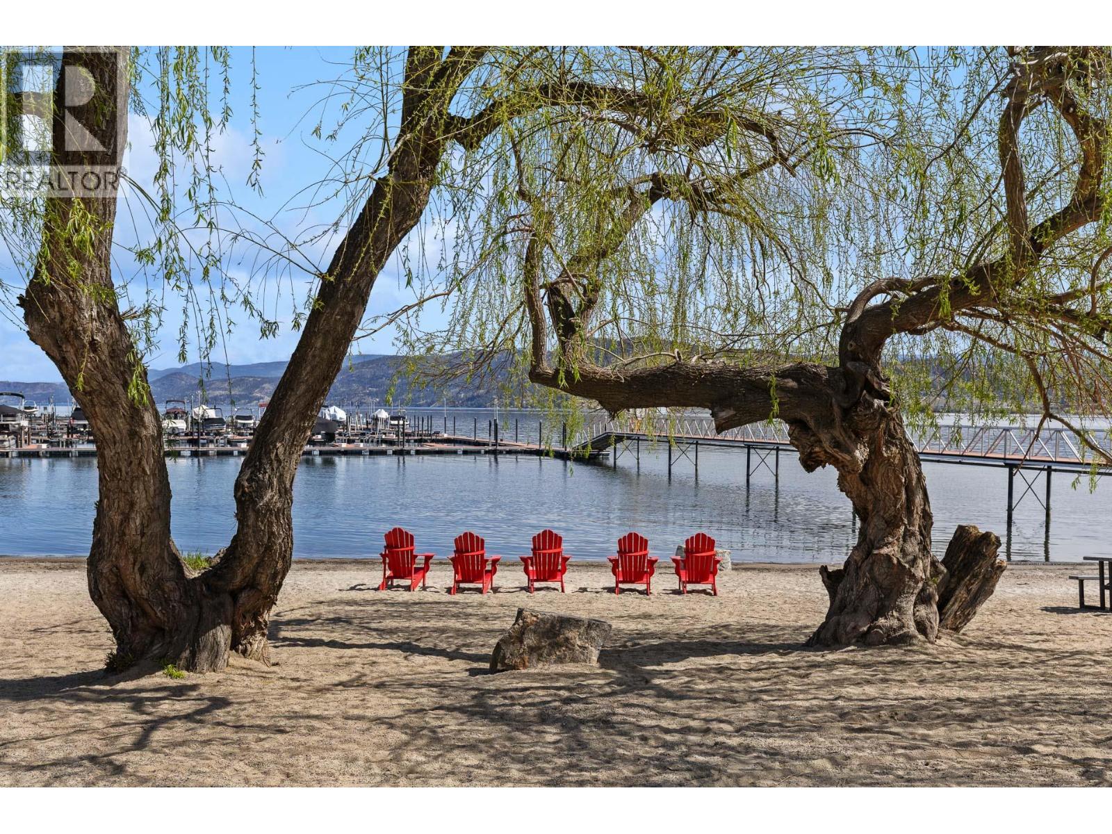  1595 Beach View Lane, West Kelowna