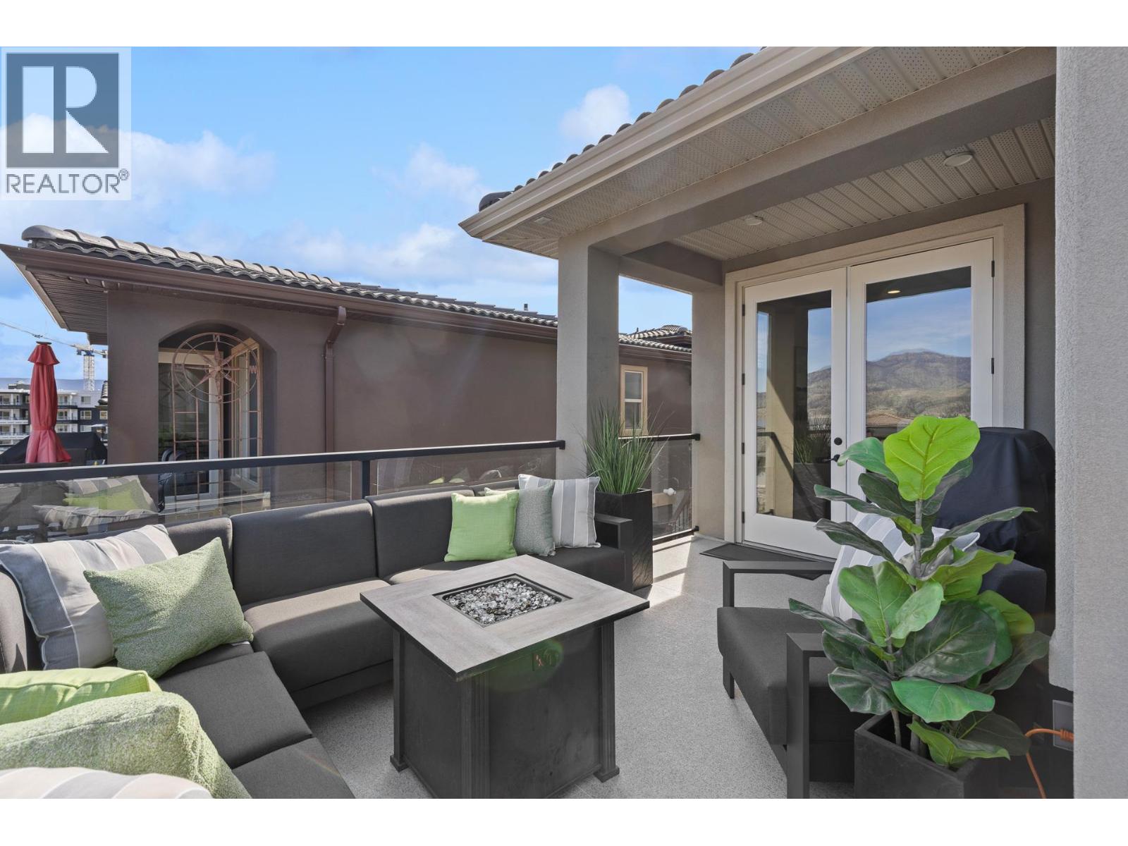  1595 Beach View Lane, West Kelowna