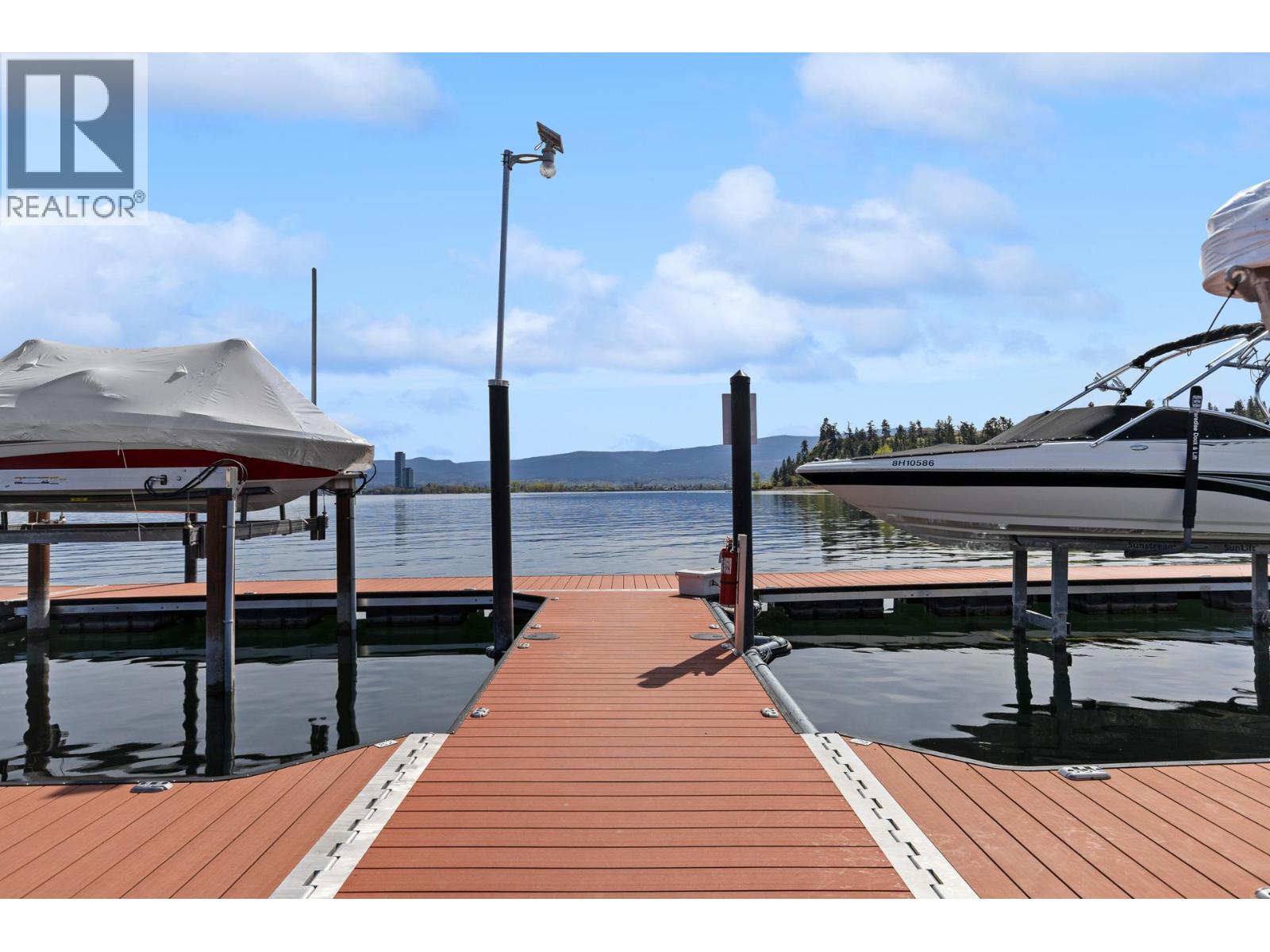  1595 Beach View Lane, West Kelowna