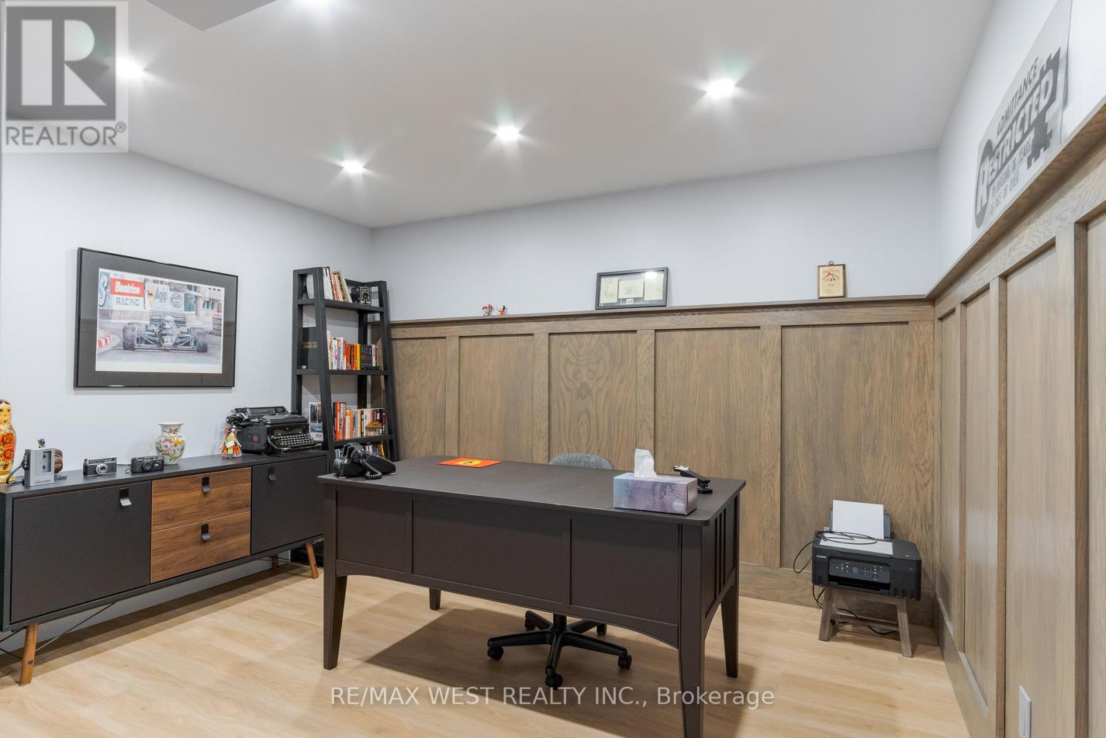 84 CASTELLI COURT — photo 18