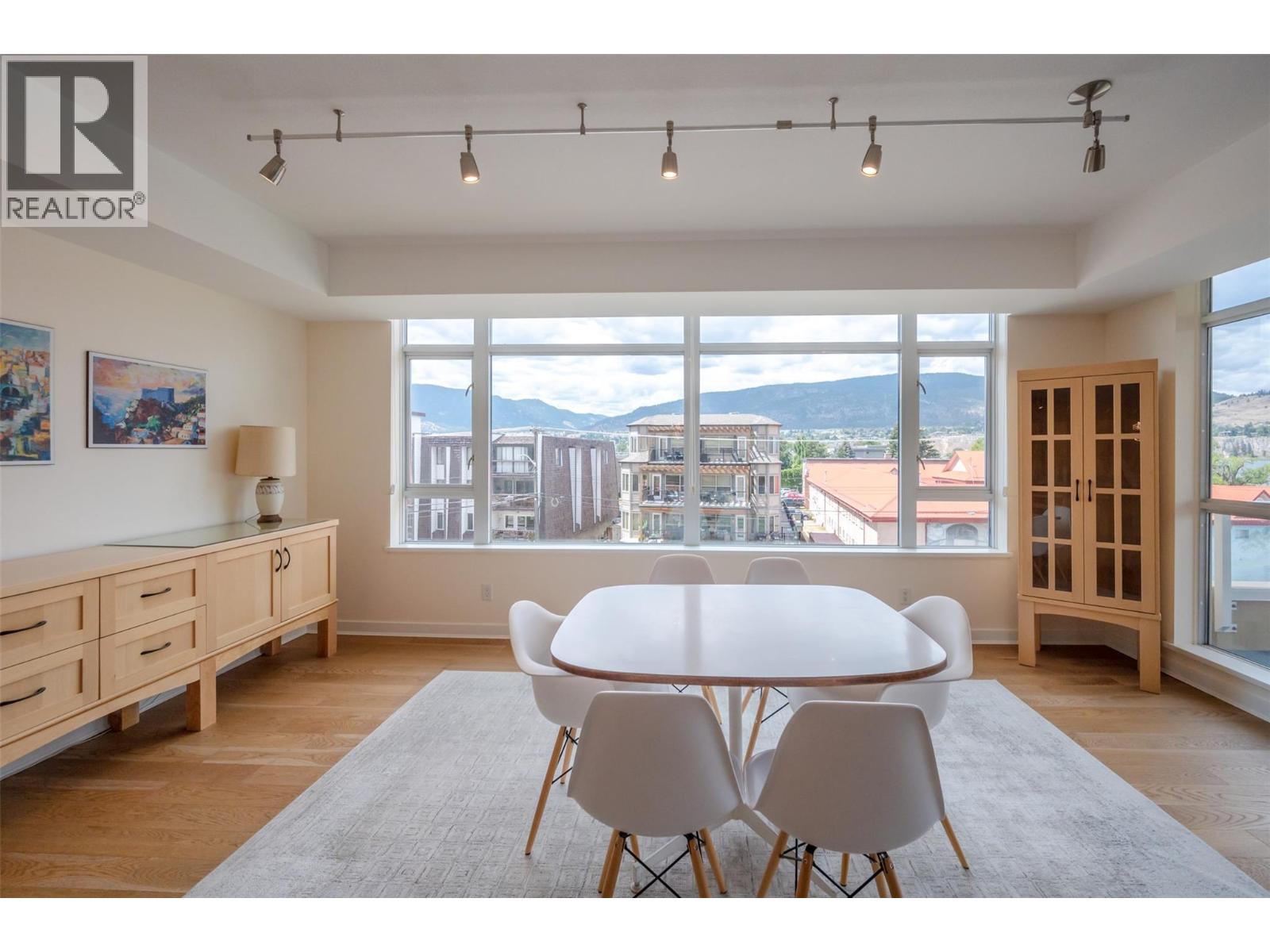 160 Lakeshore Drive W Unit# 401, Penticton
