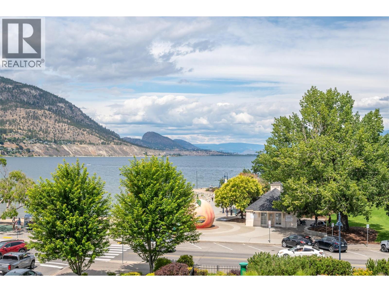 160 Lakeshore Drive W Unit# 401, Penticton