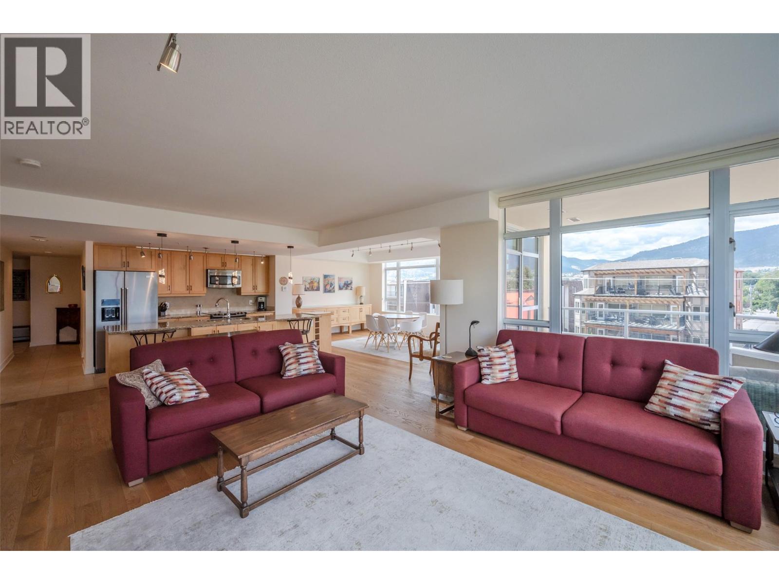 160 Lakeshore Drive W Unit# 401, Penticton