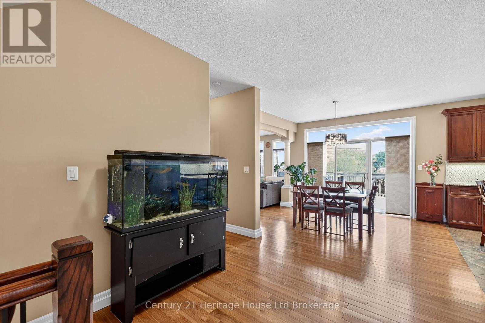 149 JUNO CRESCENT - Image 10