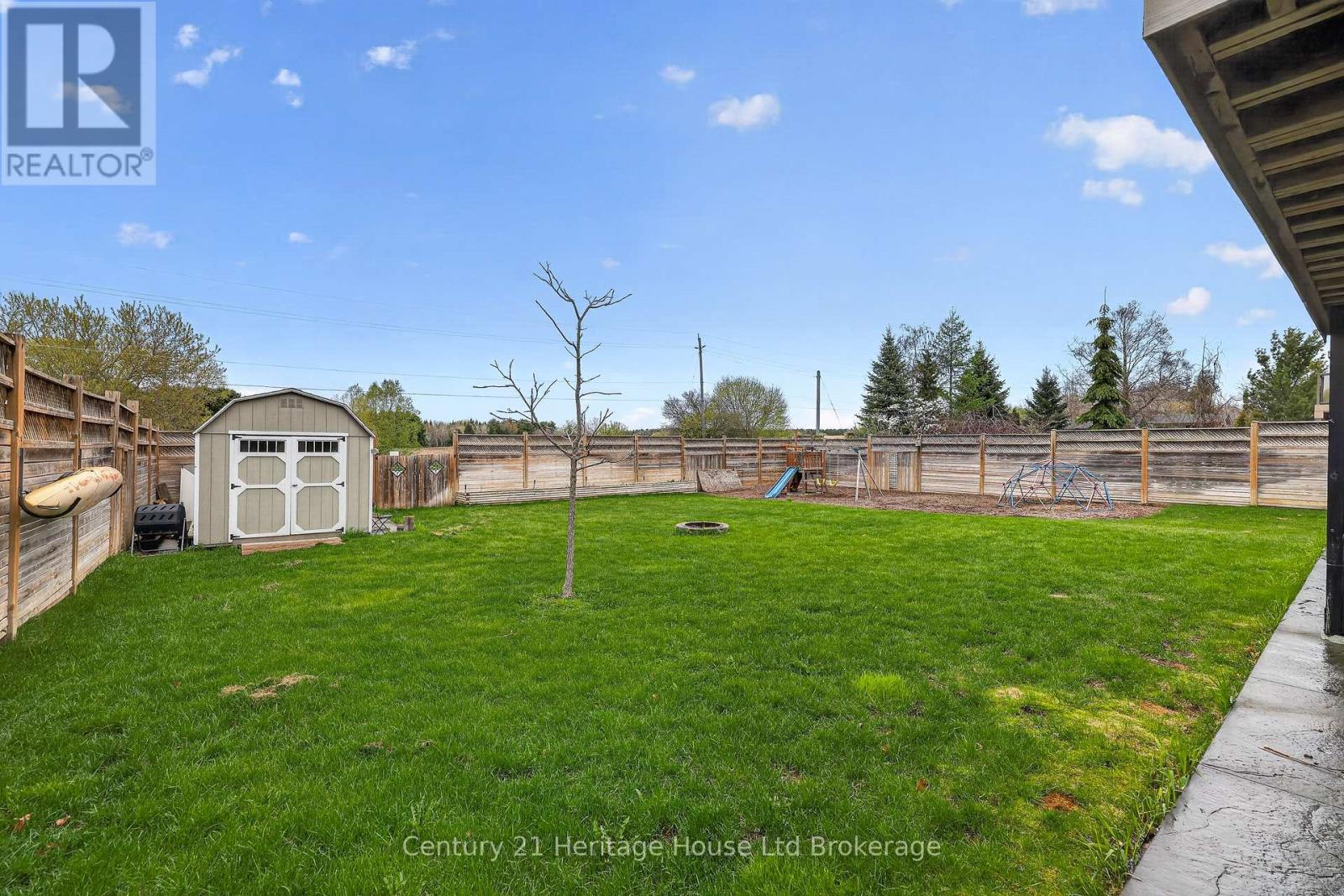 149 JUNO CRESCENT - Image 40