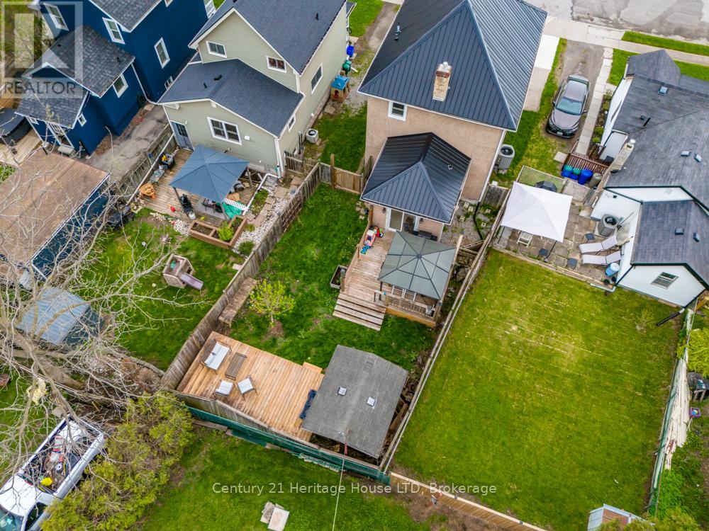149 BALD STREET - 32
