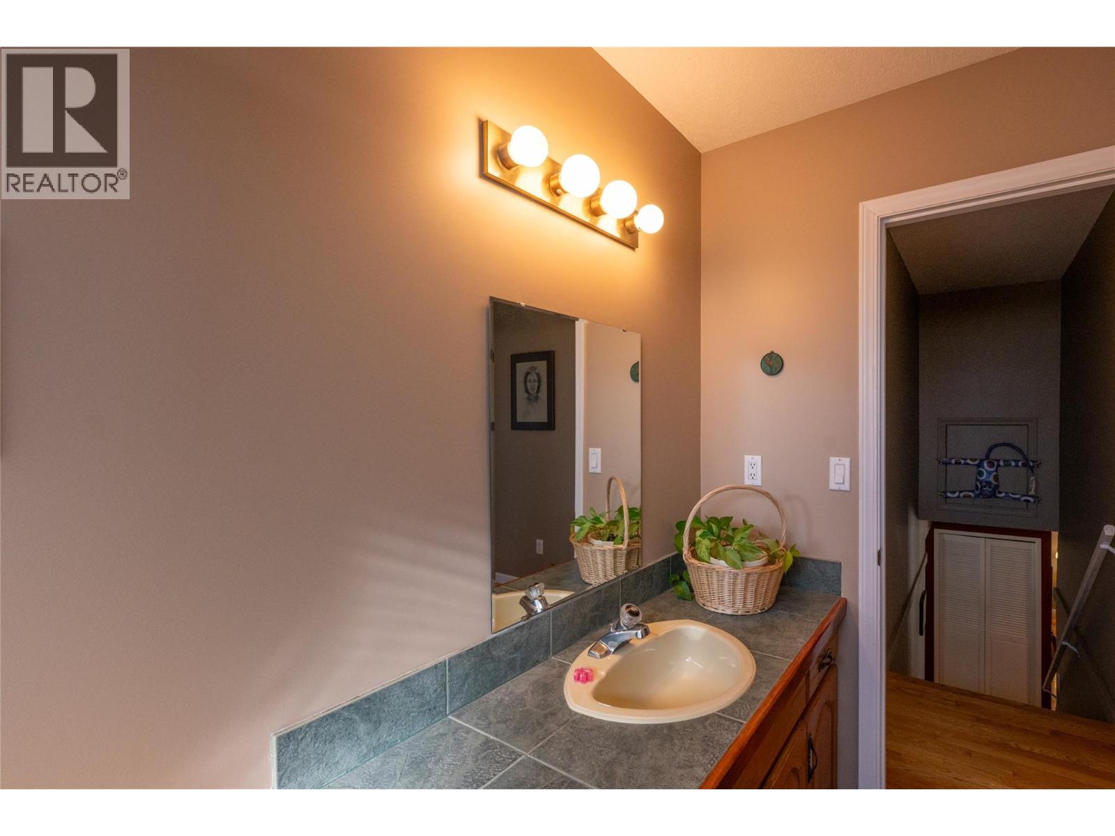 419 Laurier Drive - 30