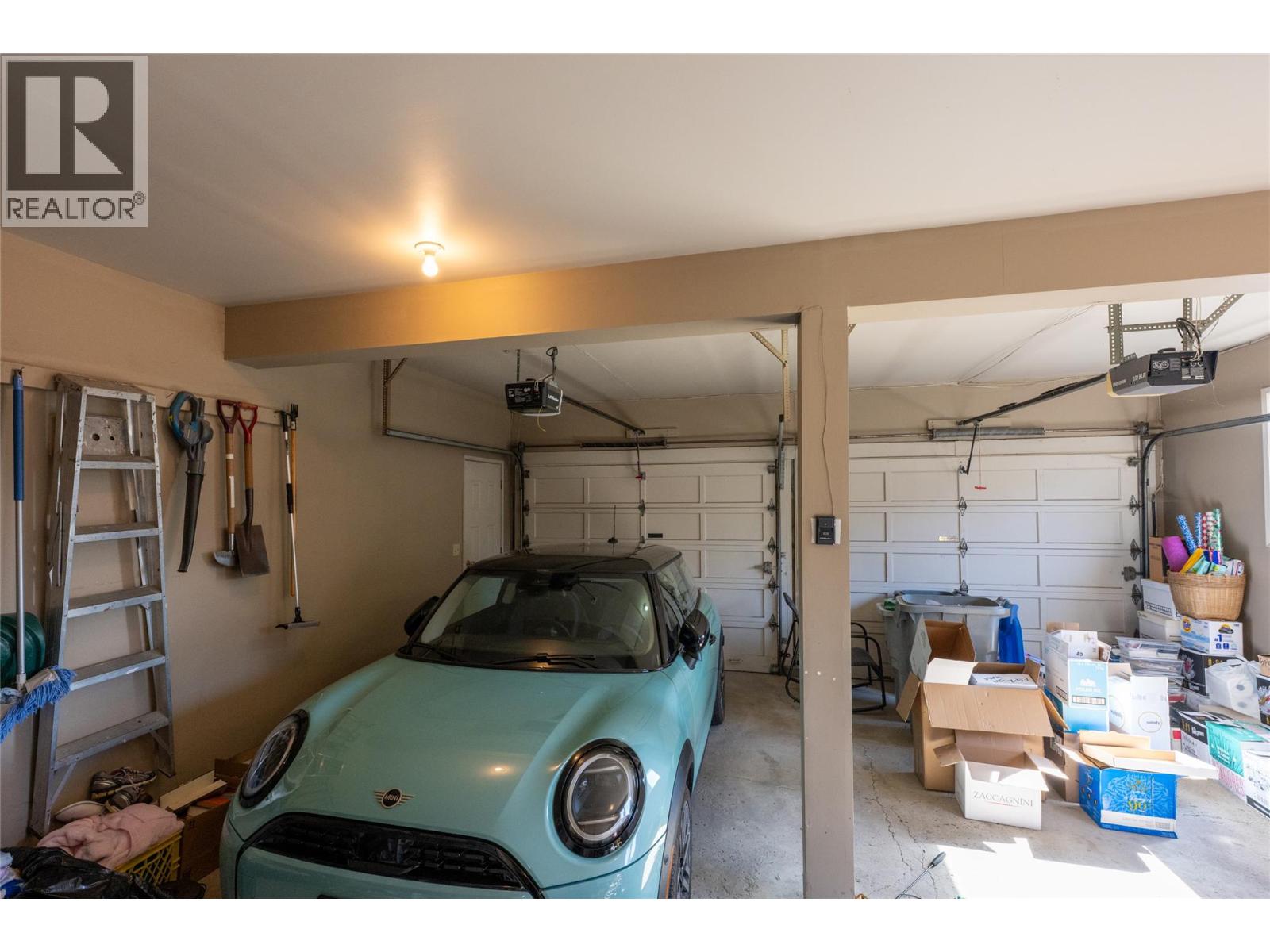 419 Laurier Drive - 41