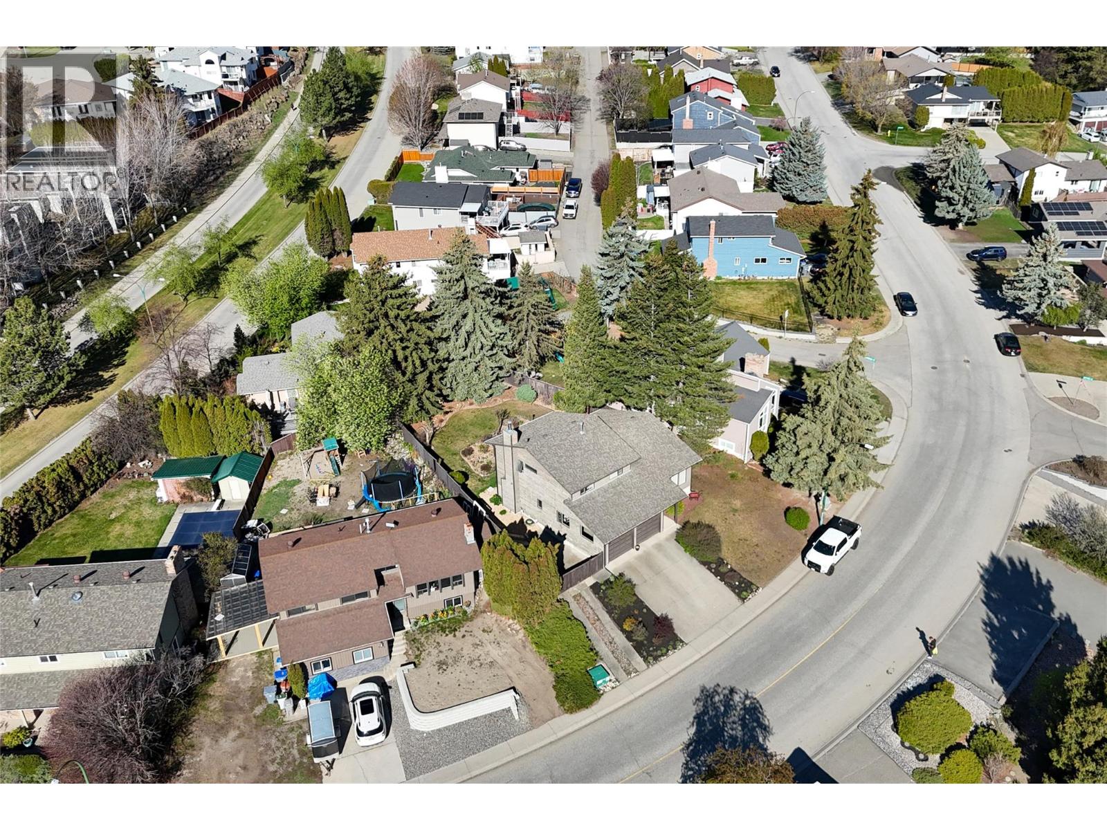 419 Laurier Drive - 43