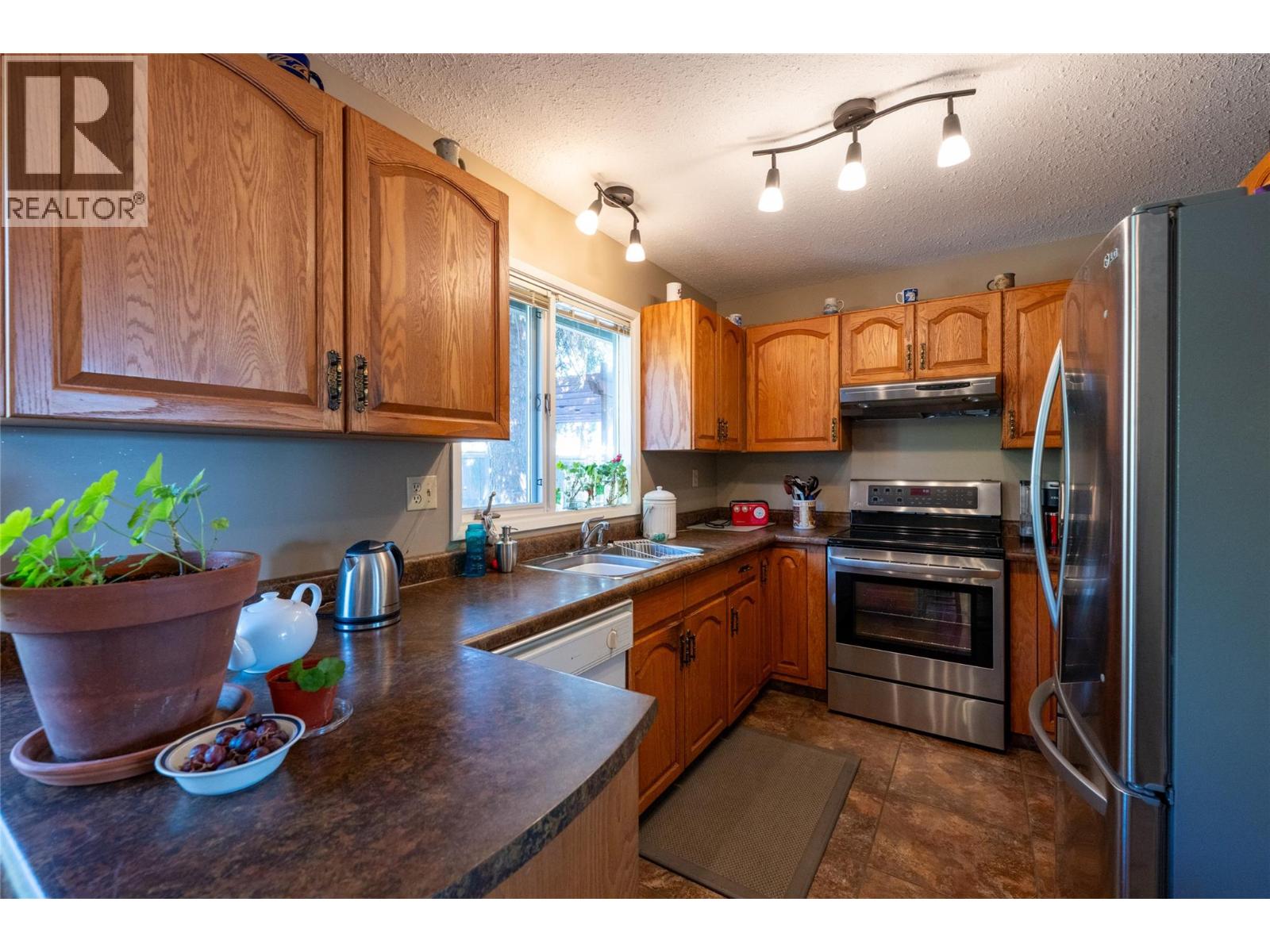 419 Laurier Drive - 8