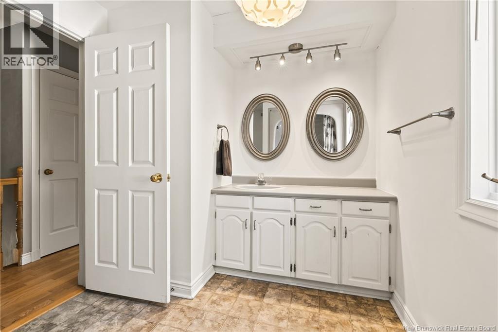 350 Vanier Street - 25
