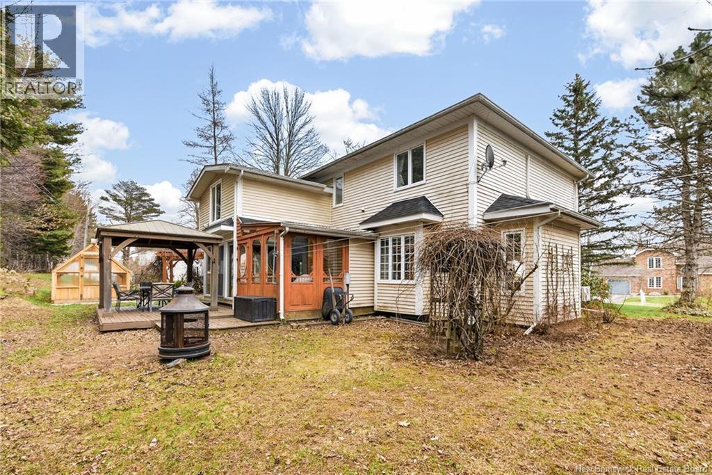 350 Vanier Street - 43