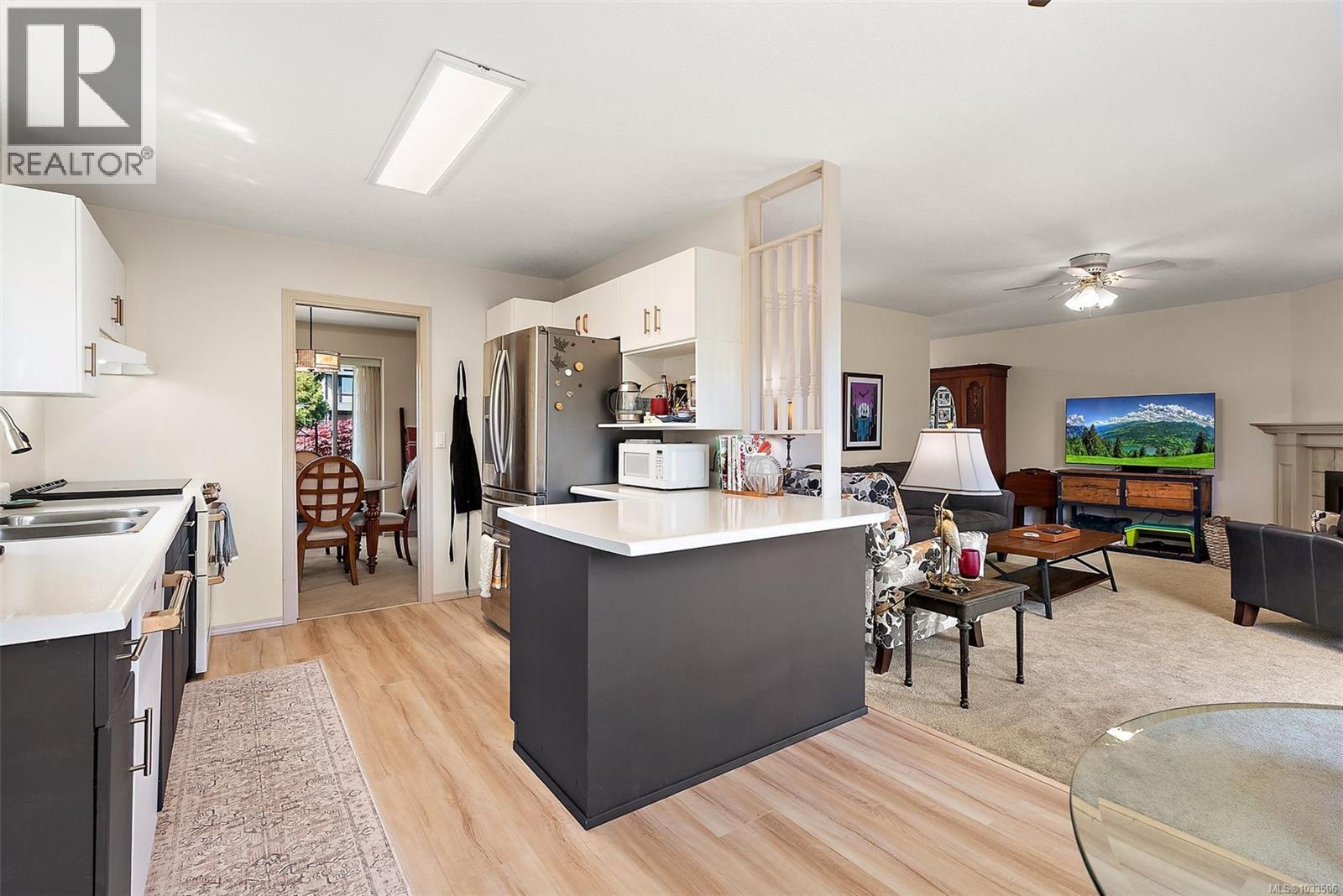 2455 Costa Vista Pl - 7