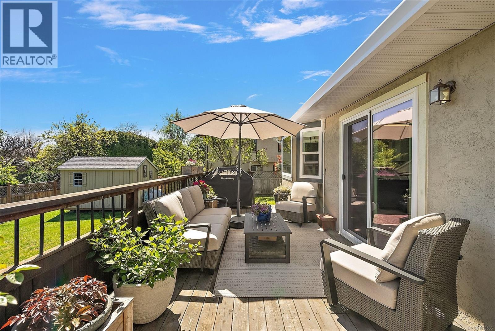 2455 Costa Vista Pl - 23